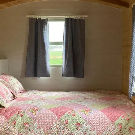 Captivating 1-bed Cabin In Tatil Evi *